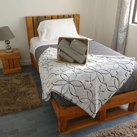 فندق Tin House كويتو المظهر الخارجي الصورة